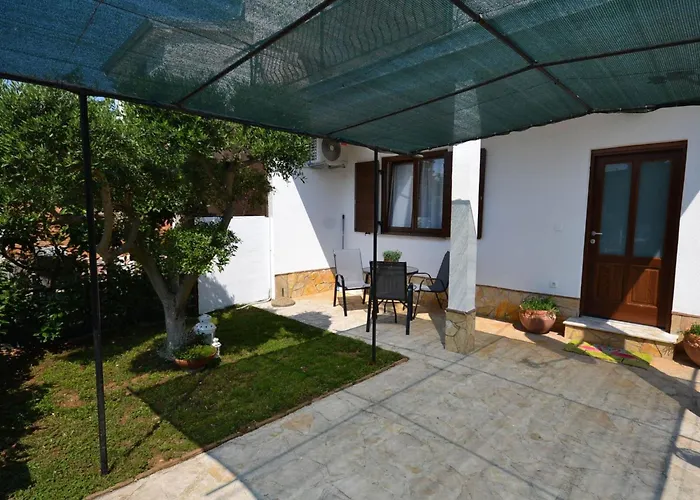 Rozana By Interhome *