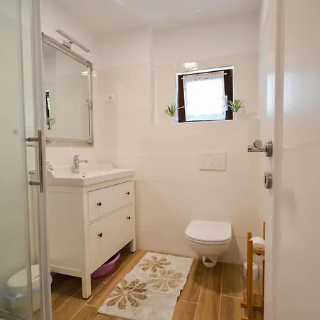 Rozana By Interhome Apartamento